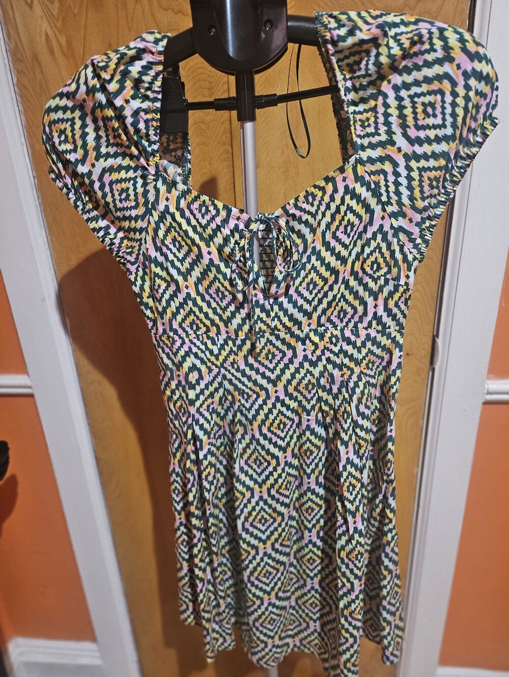 Vero Moda Prism Pink & Green Short Cap Sleeve Dress